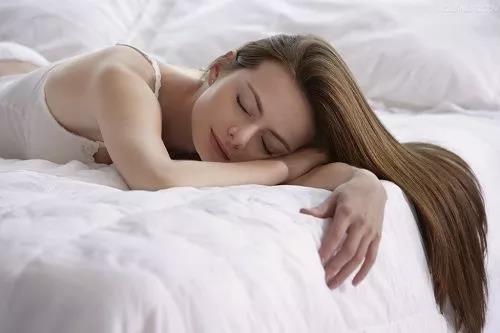 用音樂療法解除睡眠不足導(dǎo)致的免疫力降低